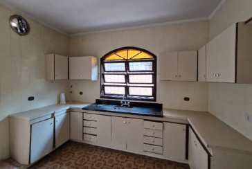 Sobrado à venda no Bairro da Vila Santa Edwiges na Rua Físico Lawrence