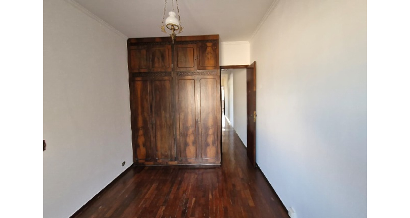 Sobrado à venda no Bairro da Vila Santa Edwiges na Rua Físico Lawrence