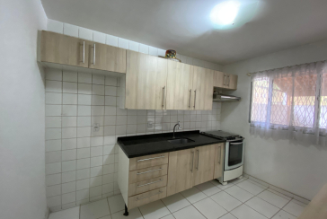 Lindo Sobrado à venda no Bairro do Jaraguá na Rua Professor Nobil Marcacini 39, no Condomínio Villagio Di Torino,