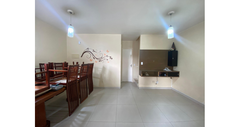 Lindo Sobrado à venda no Bairro do Jaraguá na Rua Professor Nobil Marcacini 39, no Condomínio Villagio Di Torino,