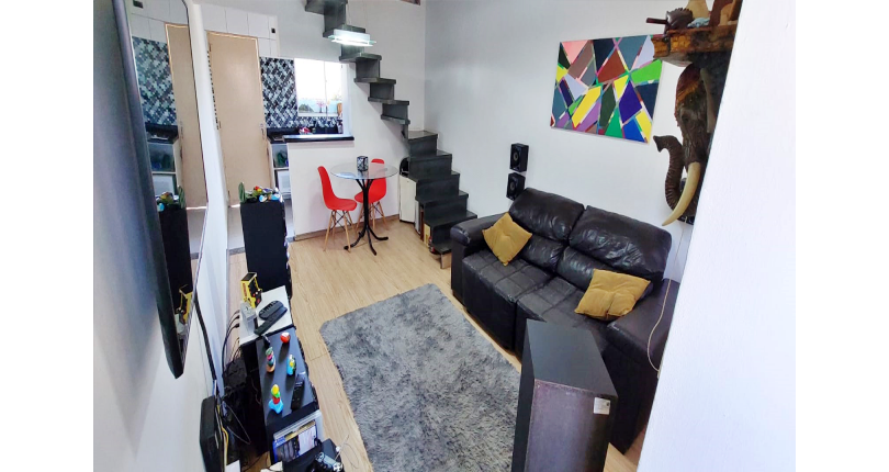 Sobrado à venda no Bairro do Jardim Jaraguá na Rua Francisco Bellazzi 120