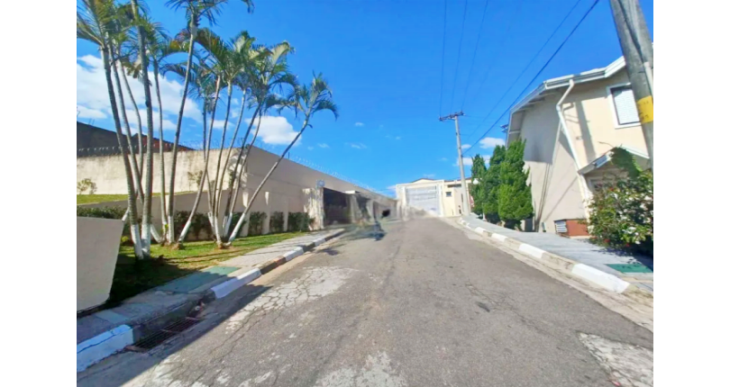 Sobrado à venda no Bairro do Jardim Jaraguá na Rua Francisco Bellazzi 120