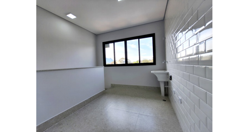 Lindo Sobrado novo à venda no Bairro do Jardim Maristela na Rua Coronel Augusto Machado 330