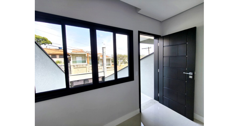 Lindo Sobrado novo à venda no Bairro do Jardim Maristela na Rua Coronel Augusto Machado 330