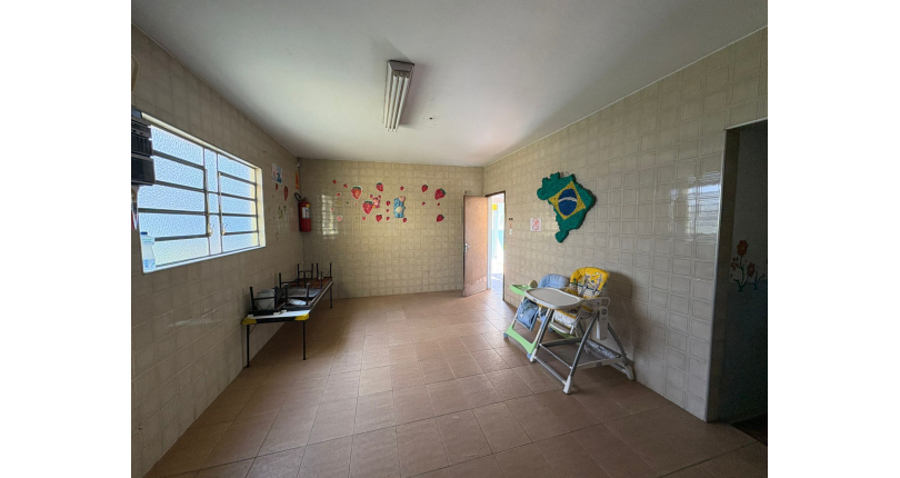 Casa Comercial à venda no Jardim São José (Zona Norte) 