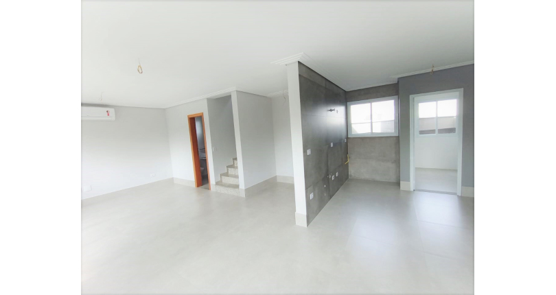 Sobrado novo à venda no Bairro do Parque São Domingos na Rua Doutor Odon Carlos de Figueiredo Ferraz 855