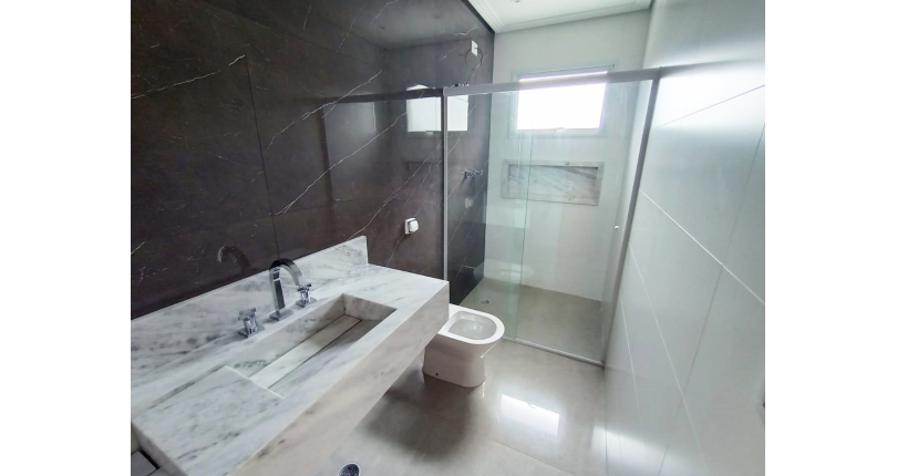 Sobrado novo à venda no Bairro do Parque São Domingos na Rua Doutor Odon Carlos de Figueiredo Ferraz 855