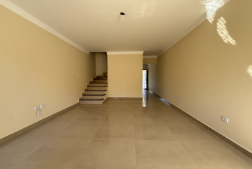  Sobrado novo à venda no Bairro do Jardim Russo na Rua Padre Diogo Antônio Feijó,