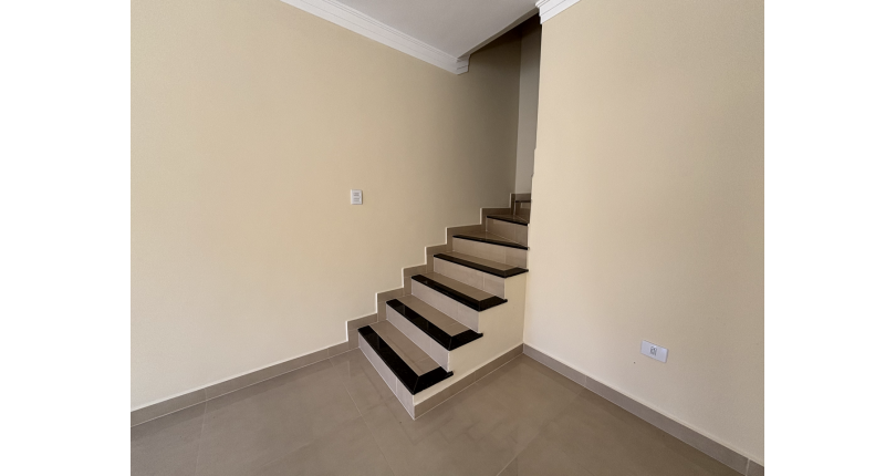  Sobrado novo à venda no Bairro do Jardim Russo na Rua Padre Diogo Antônio Feijó,