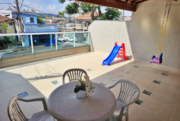 Sobrado à venda no Bairro do Jardim Felicidade (Zona Oeste) na Rua Rosálio José da Conceição 