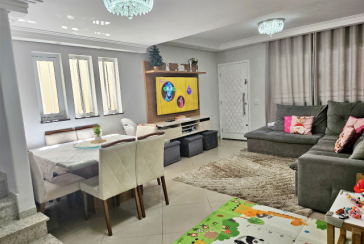 Sobrado à venda no Bairro do Jardim Felicidade (Zona Oeste) na Rua Rosálio José da Conceição 