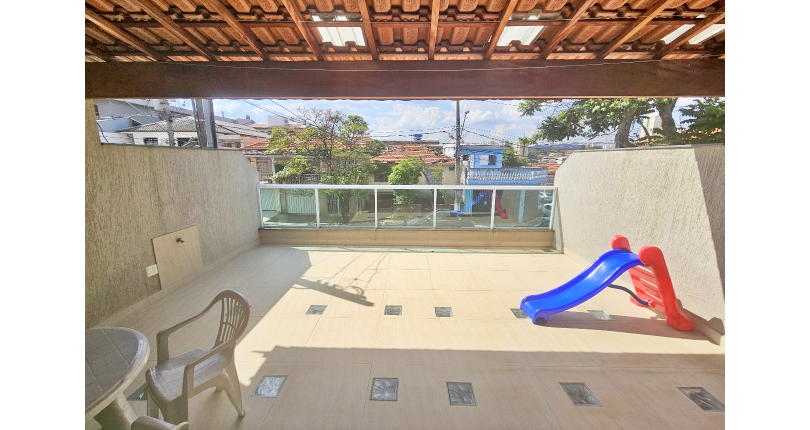 Sobrado à venda no Bairro do Jardim Felicidade (Zona Oeste) na Rua Rosálio José da Conceição 