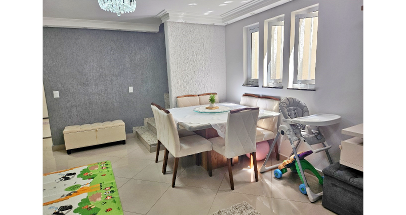 Sobrado à venda no Bairro do Jardim Felicidade (Zona Oeste) na Rua Rosálio José da Conceição 