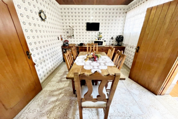 Casa assobradada à venda no Bairro da Vila Pereira Barreto na Rua Coronel Gordinho Filho