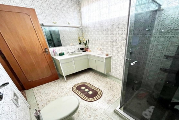 Casa assobradada à venda no Bairro da Vila Pereira Barreto na Rua Coronel Gordinho Filho