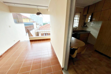 Casa assobradada à venda no Bairro da Vila Pereira Barreto na Rua Coronel Gordinho Filho