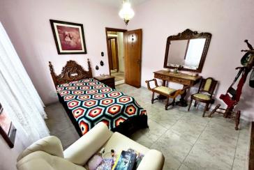 Casa assobradada à venda no Bairro da Vila Pereira Barreto na Rua Coronel Gordinho Filho