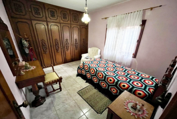 Casa assobradada à venda no Bairro da Vila Pereira Barreto na Rua Coronel Gordinho Filho