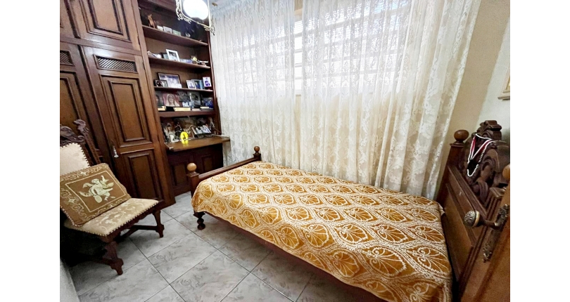 Casa assobradada à venda no Bairro da Vila Pereira Barreto na Rua Coronel Gordinho Filhoo