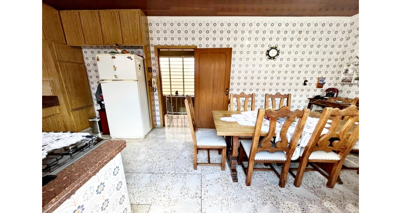 Casa assobradada à venda no Bairro da Vila Pereira Barreto na Rua Coronel Gordinho Filho