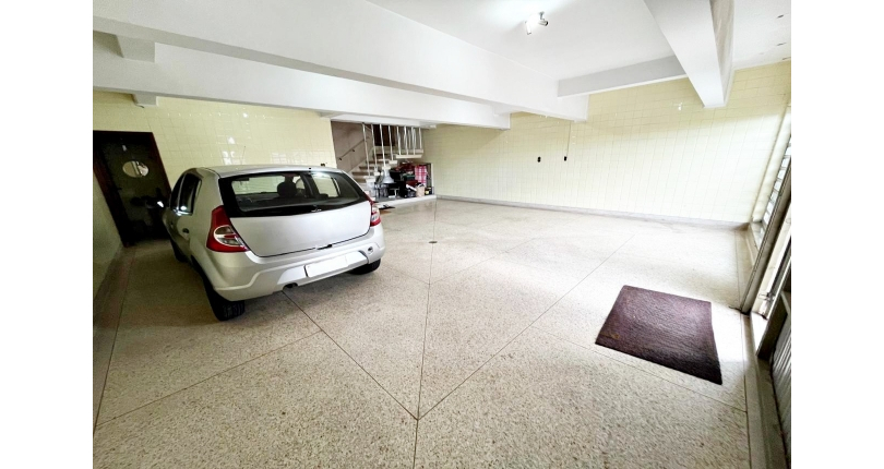 Casa assobradada à venda no Bairro da Vila Pereira Barreto na Rua Coronel Gordinho Filho