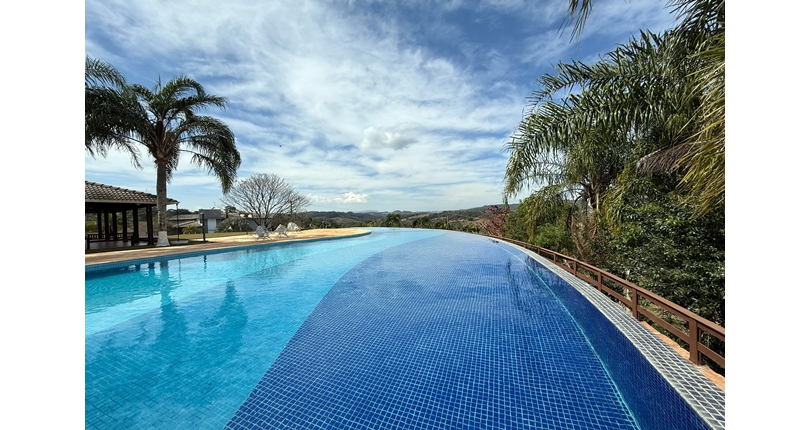 Linda Casa de Alto Padrão Totalmente Térrea à venda em Jarinu 