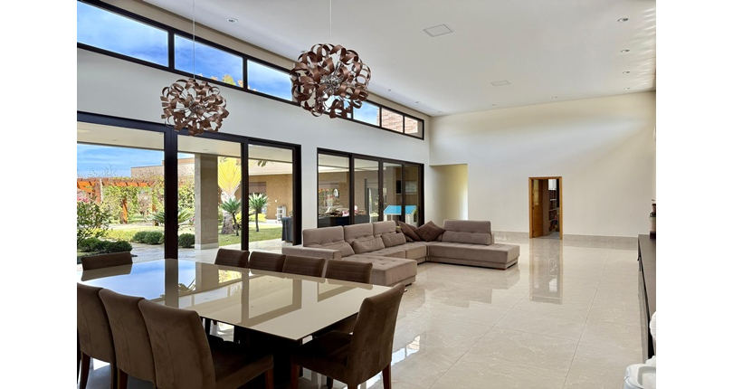 Linda Casa de Alto Padrão Totalmente Térrea à venda em Jarinu 