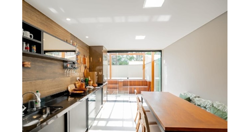 Sobrado à venda Rua Abraham Lincoln, Parque São Domingos - Imóveis à Venda