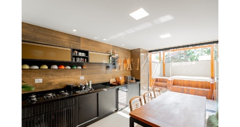 Sobrado à venda Rua Abraham Lincoln, Parque São Domingos - Imóveis à Venda