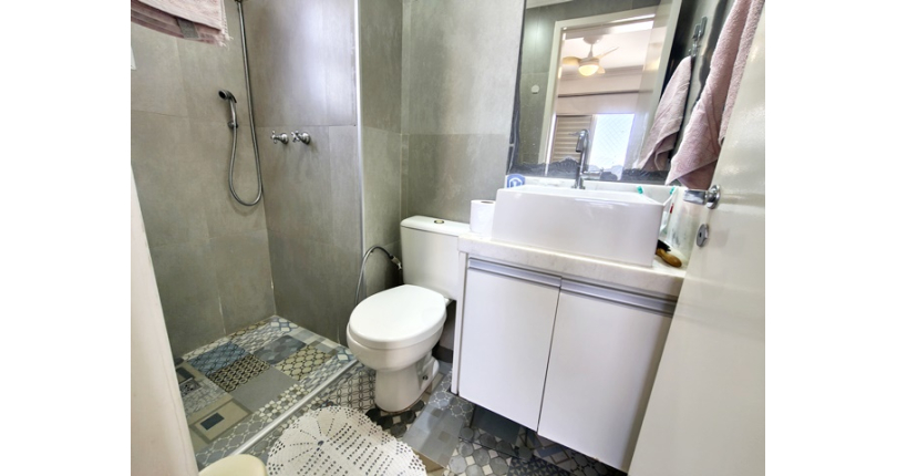 Apartamento à venda no Bairro do Parque Maria Domitila na Rua Willis Roberto Banks 401,  no Condomínio Side Park