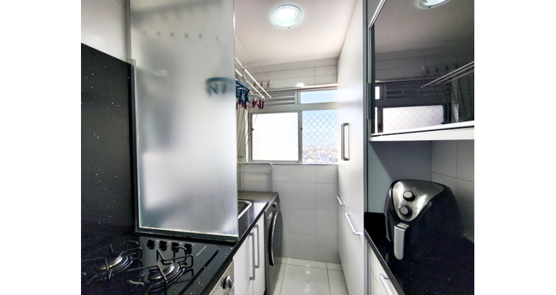 Apartamento à venda no Bairro do Parque Maria Domitila na Rua Willis Roberto Banks 401,  no Condomínio Side Park