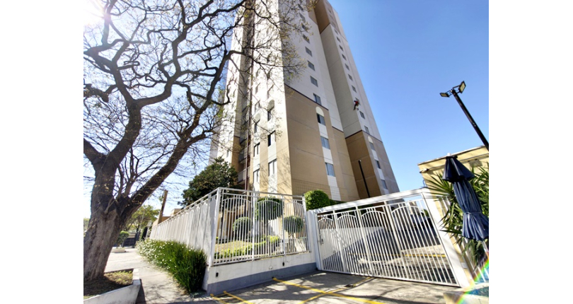 Apartamento à venda no Bairro do Parque Maria Domitila na Rua Willis Roberto Banks 401,  no Condomínio Side Park