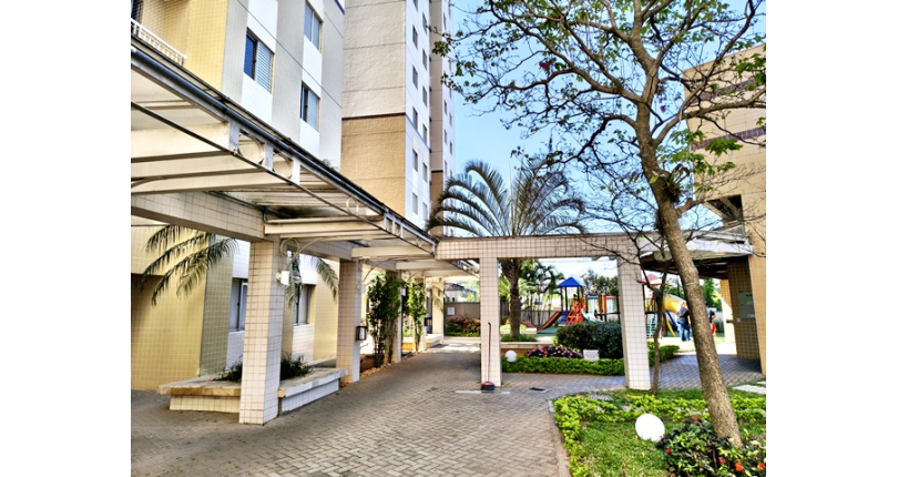 Apartamento à venda no Bairro do Parque Maria Domitila na Rua Willis Roberto Banks 401,  no Condomínio Side Park