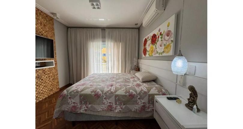 Sobrado à venda no Bairro do Parque São Domingos na Rua Luís Filgueira Souto