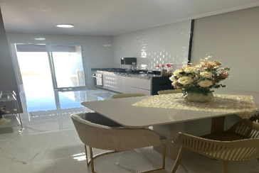  Sobrado à venda no Bairro do Parque São Domingos na Rua Emílio Colella