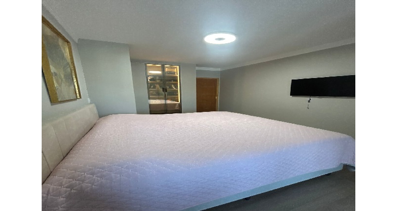  Sobrado à venda no Bairro do Parque São Domingos na Rua Emílio Colella