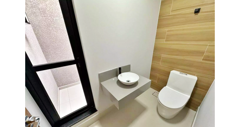 Belíssimo Sobrado novo à venda no Bairro do Parque São Domingos na Rua Homero Sales 538