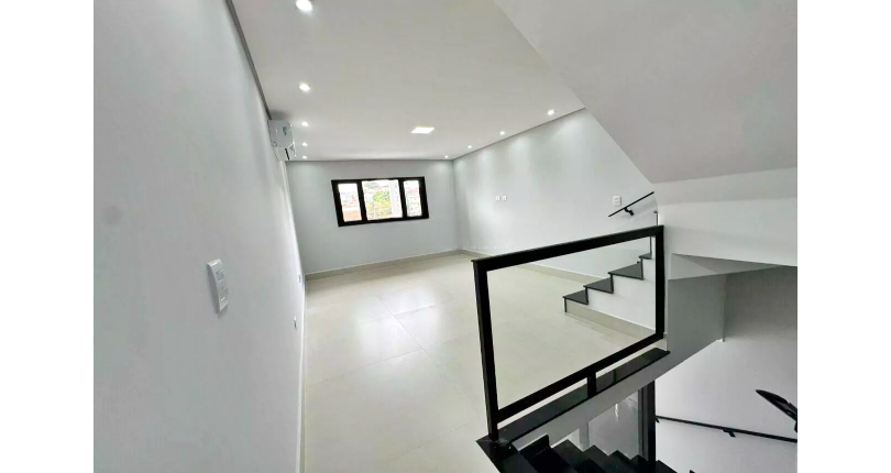 Belíssimo Sobrado novo à venda no Bairro do Parque São Domingos na Rua Homero Sales 538