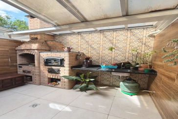 Ótimo Sobrado à venda no Bairro do Conjunto Residencial Vista Verde na Rua Desembargador Plínio Novaes de Andrade