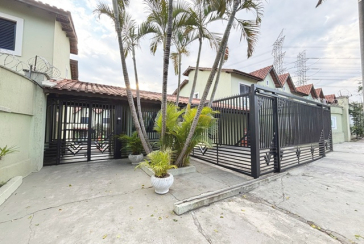 Ótimo Sobrado à venda no Bairro do Conjunto Residencial Vista Verde na Rua Desembargador Plínio Novaes de Andrade