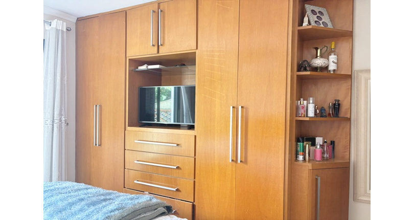 Ótimo Sobrado à venda no Bairro do Conjunto Residencial Vista Verde na Rua Desembargador Plínio Novaes de Andrade