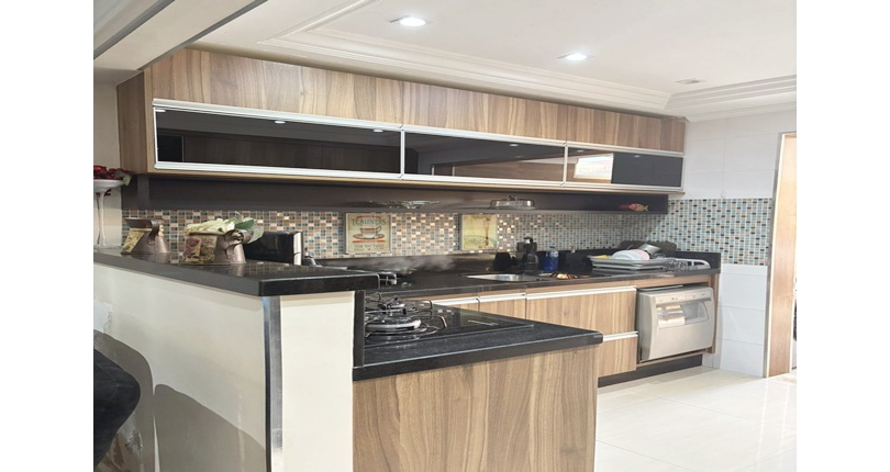 Ótimo Sobrado à venda no Bairro do Conjunto Residencial Vista Verde na Rua Desembargador Plínio Novaes de Andrade