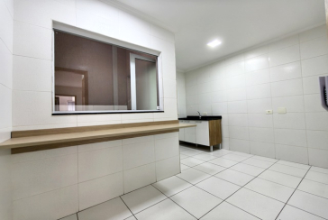 Lindo Sobrado à venda no Bairro da Vila Clarice na Avenida Myrim 100,