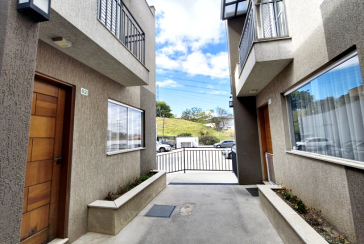 Lindo Sobrado à venda no Bairro da Vila Clarice na Avenida Myrim 100,
