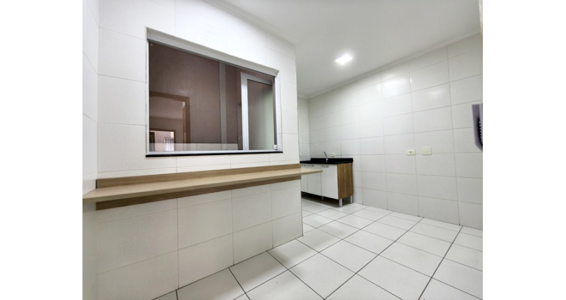 Lindo Sobrado à venda no Bairro da Vila Clarice na Avenida Myrim 100,