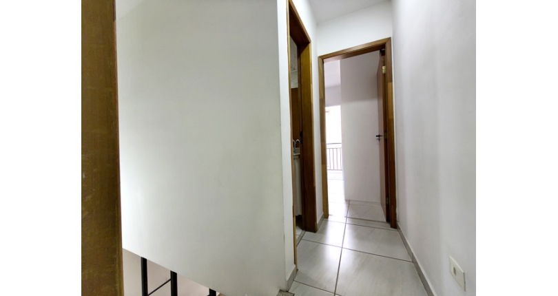 Lindo Sobrado à venda no Bairro da Vila Clarice na Avenida Myrim 100,