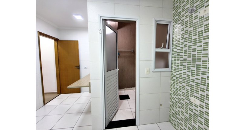 Lindo Sobrado à venda no Bairro da Vila Clarice na Avenida Myrim 100,