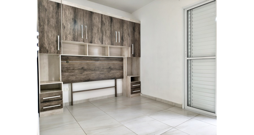 Lindo Sobrado à venda no Bairro da Vila Clarice na Avenida Myrim 100,