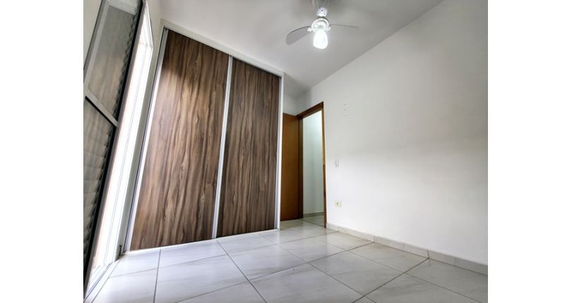 Lindo Sobrado à venda no Bairro da Vila Clarice na Avenida Myrim 100,