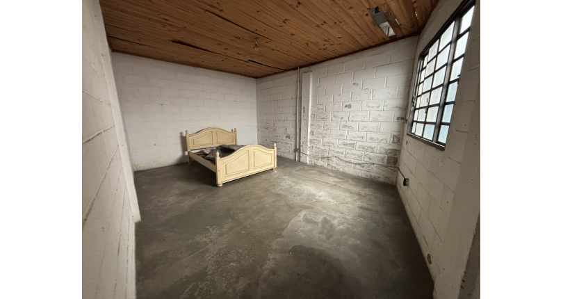 Oportunidade: Terreno à venda no Bairro da Vila Guedes na Rua Martinho do Amaral,